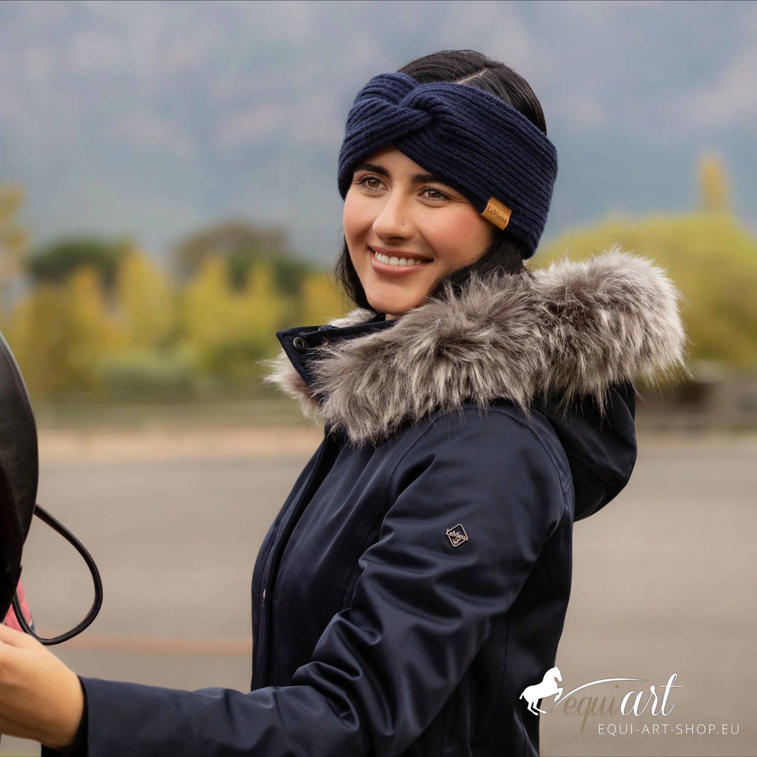 LeMieux Stirnband Clara Detail